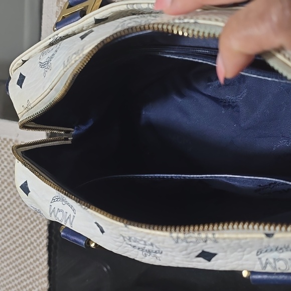 MCM Boston Monogram White Coated Canvas Bag - Picture 9 of 16